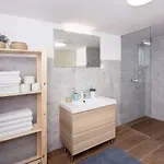 Urban Apartment *